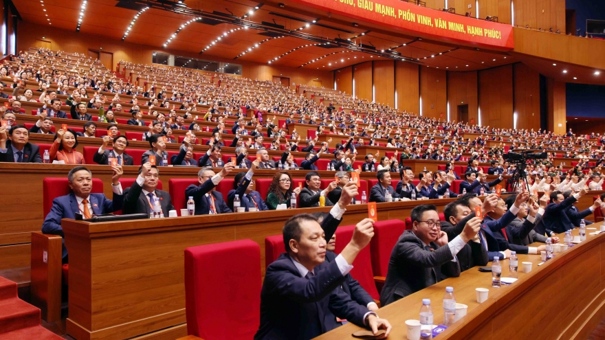Vietnam Party Congress adopts Resolution charting development vision to 2045